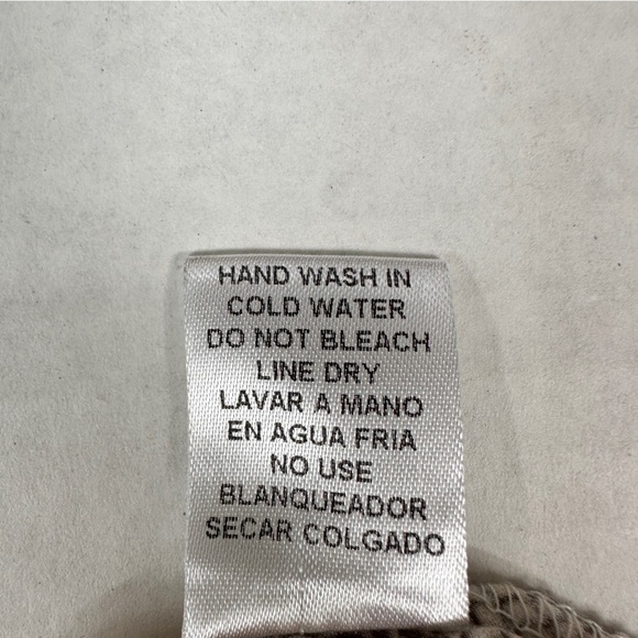 Entro Snake Print V neck Top - Picture 8 of 9